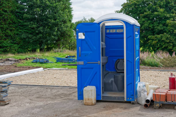 Best Restroom Trailer for Weddings  in Pahokee, FL